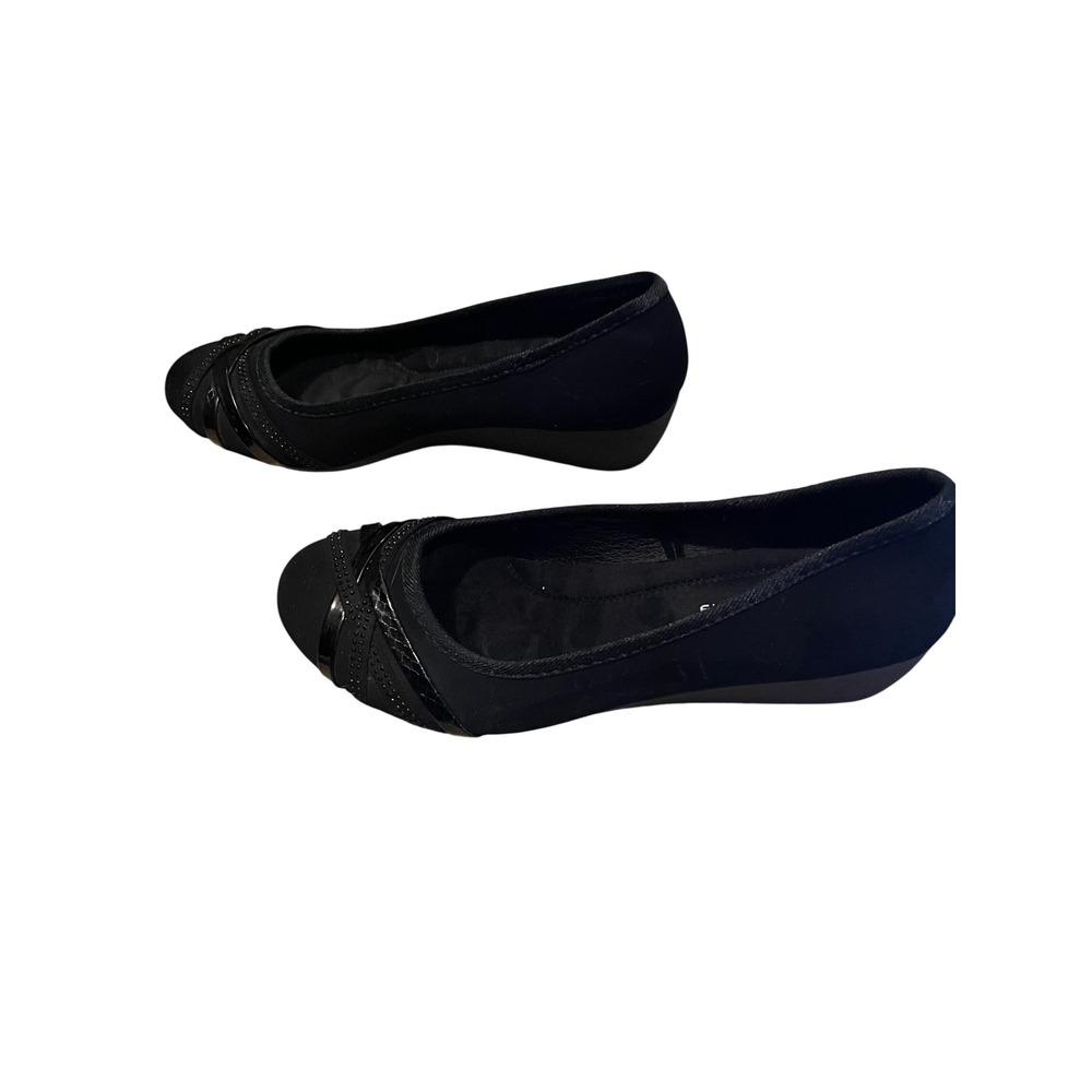 CL by Laundry Black Wedge Pumps Crisscross Beaded Patent Toe Shoes Womens 9M - Picture 2 of 6